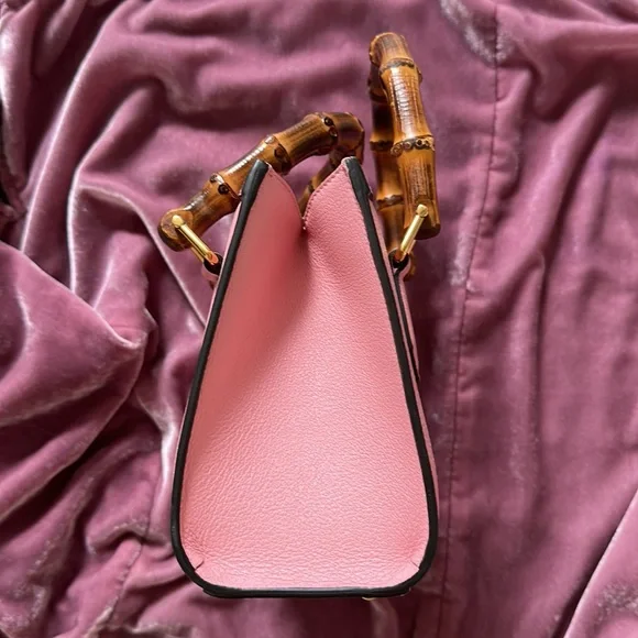 ✨ NWOT GUCCI Diana mini tote bag - Picture 13 of 17